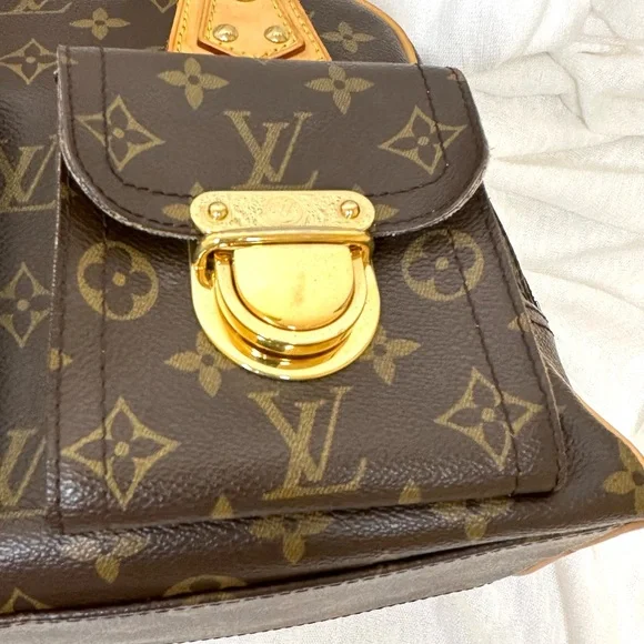 Louis Vuitton Manhattan excellent used condition below appraisal for quick sale - Picture 5 of 13